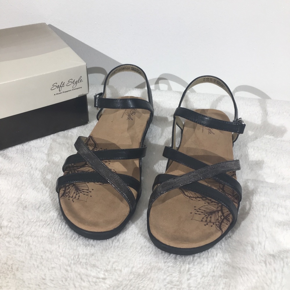 Soft style ankle strap Sandals - 9.5
